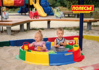 Песочница "Кольцо", диаметр 136 см с набором арт.40923 Полесье
