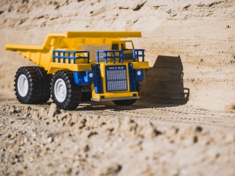 Карьерный самосвал БелАЗ-75131 (в коробке) арт.31307 Полесье