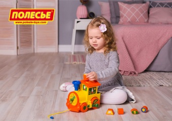 Логический паровозик "Миффи" с 6 кубиками №1 арт.64240